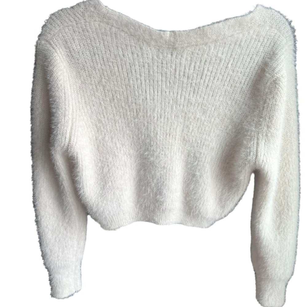 *NWOT* Pearl Button Up Fuzzy Cardigan - Picture 4 of 4